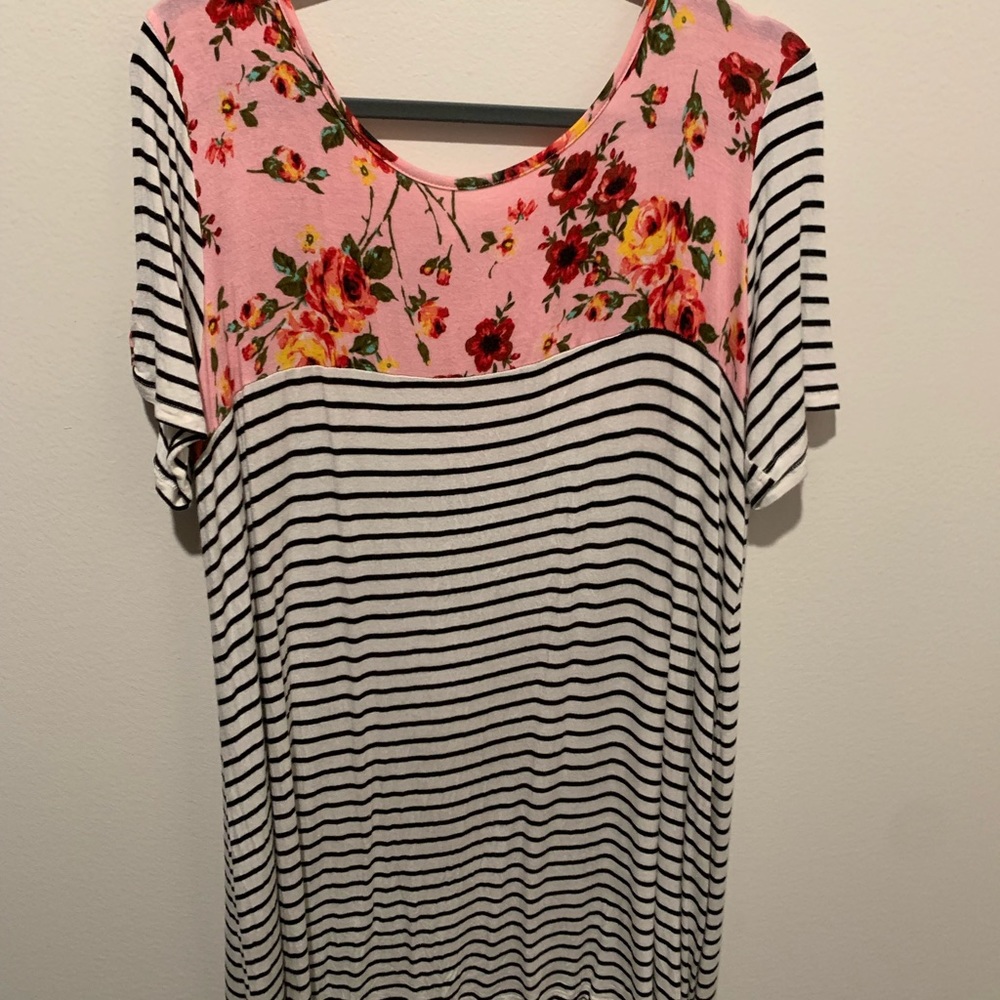 Two-patterned t-shirt dress